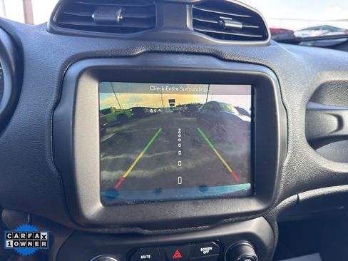 Used 2019 Jeep Renegade Trailhawk image 30