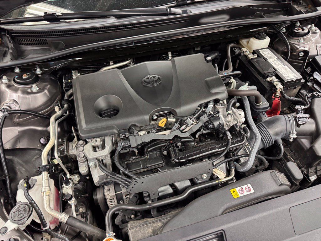 Used 2024 Toyota Camry XSE FWD image 31