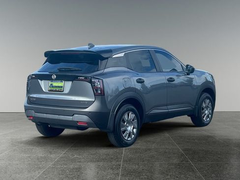 Used 2025 Nissan Kicks S AWD/4WD image 8