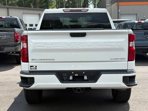 Used 2023 Chevrolet Silverado 1500 Custom RWD image 4