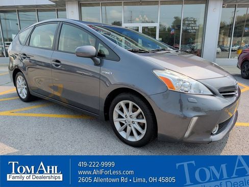 Used 2014 Toyota Prius V Five FWD image 1