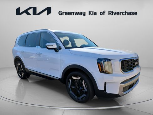 Used 2023 Kia Telluride S image 1