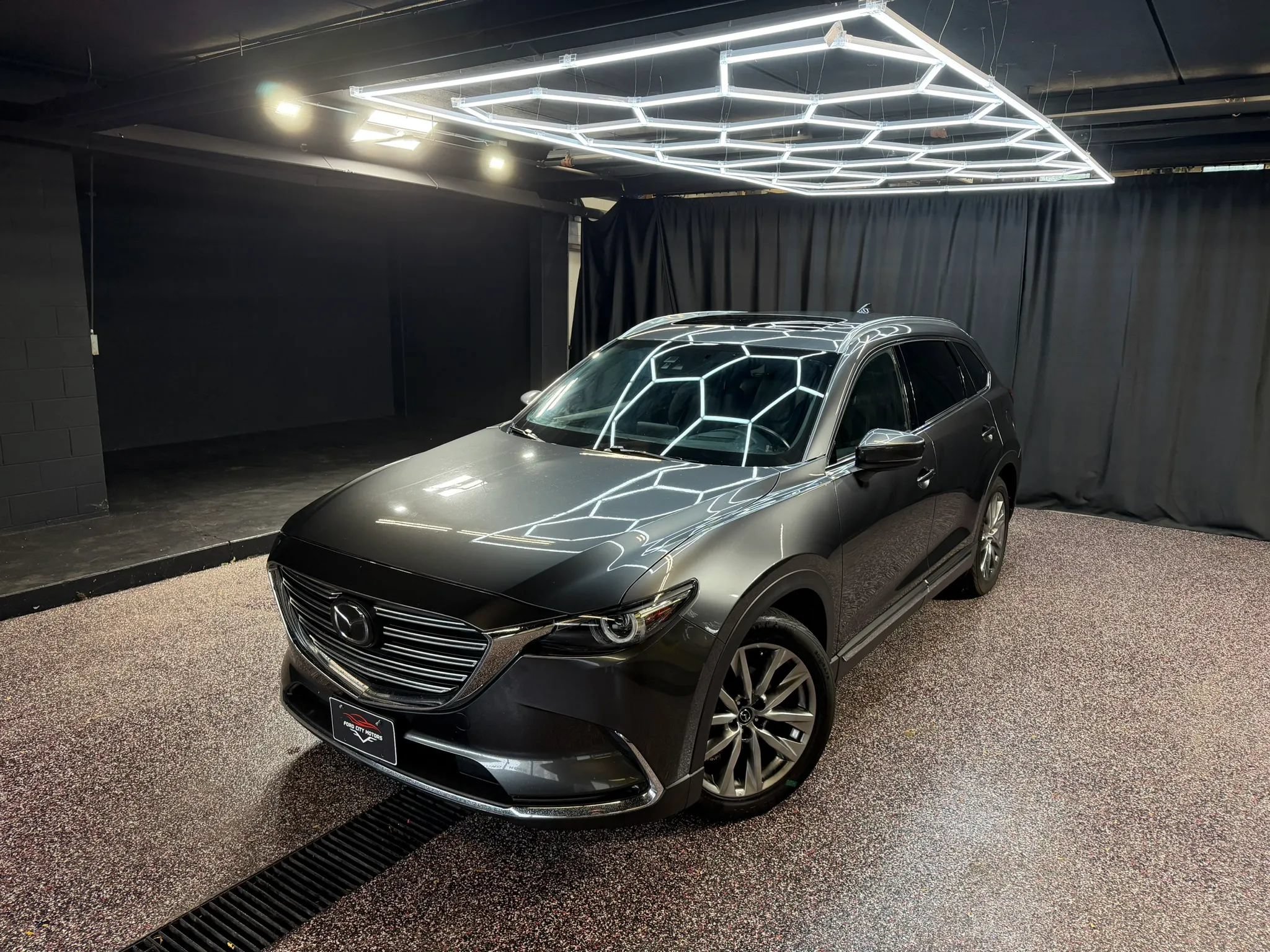 Used 2016 MAZDA CX-9 Grand Touring AWD/4WD image 2