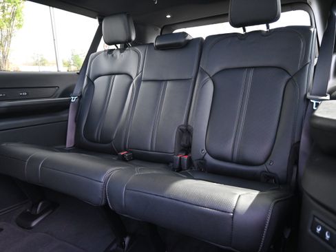 New 2026 Jeep Grand Wagoneer L Limited image 30