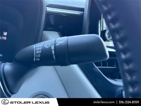 Used 2022 Toyota Corolla SE image 26