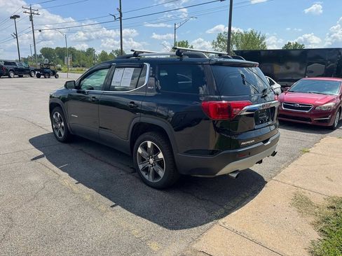 Used 2018 GMC Acadia SLT AWD/4WD image 4