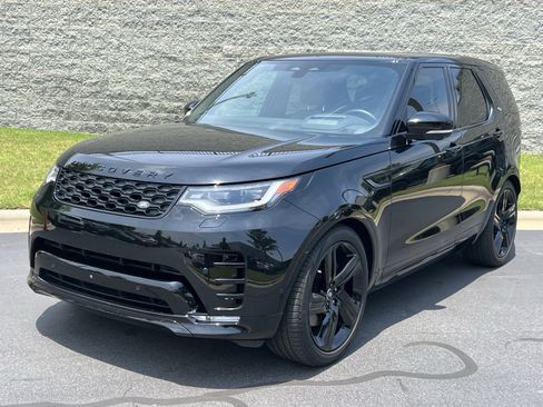 Used 2025 Land Rover Discovery Dynamic SE AWD/4WD image 1