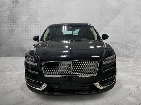 Used 2019 Lincoln Nautilus Reserve FWD image 2