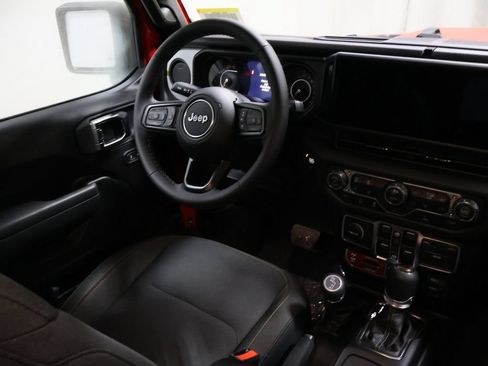 Certified 2026 Jeep Wrangler Unlimited Sport AWD/4WD image 25