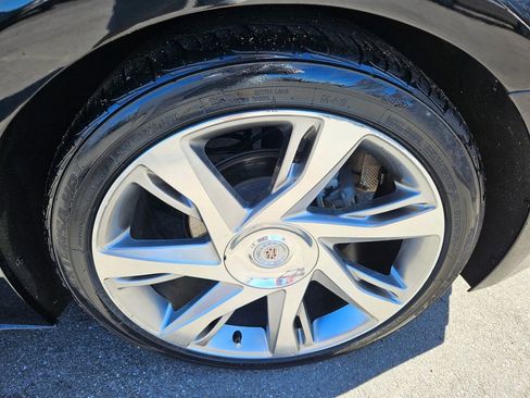 Used 2014 Cadillac ELR Base w/ Luxury Package image 9