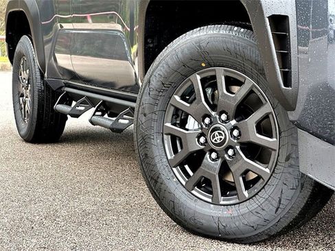 New 2026 Toyota 4Runner SR5 image 2