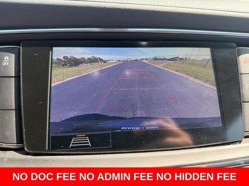 Used 2020 Buick Enclave Essence FWD image 21