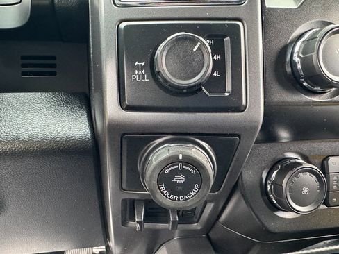 Certified 2019 Ford F150 XLT w/ Equipment Group 302A Luxury image 27