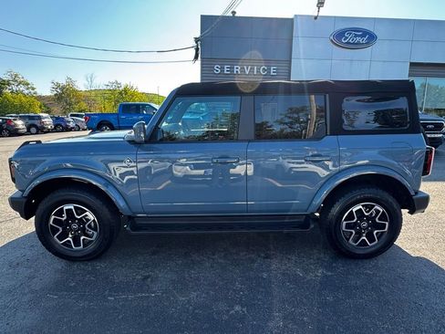 Used 2025 Ford Bronco Outer Banks image 2