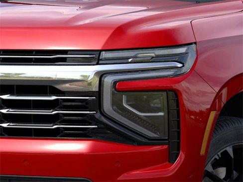 New 2026 Chevrolet Suburban LT w/ Comfort Package image 10