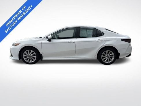 Used 2023 Toyota Camry LE image 7