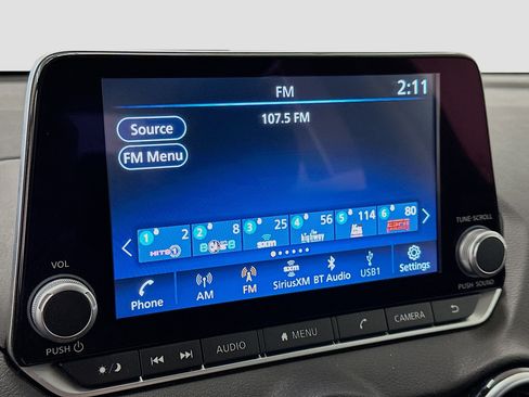 Used 2024 Nissan Sentra SV FWD image 21