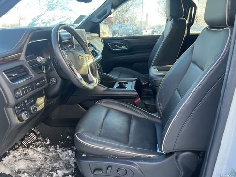 Used 2023 Chevrolet Tahoe Premier image 7
