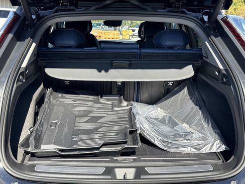 New 2026 Cadillac Optiq Luxury 2 image 11