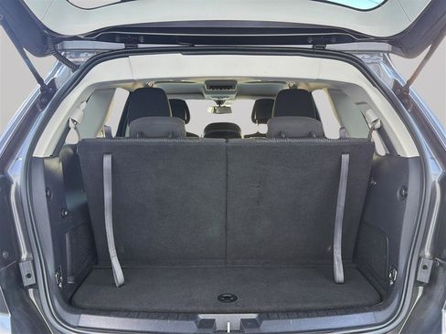 Used 2017 Dodge Journey SE w/ Flexible Seating Group FWD image 24