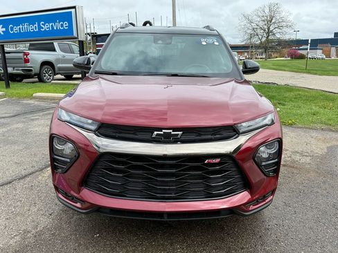 Certified 2023 Chevrolet TrailBlazer RS w/ Sun and Liftgate Package AWD/4WD image 13