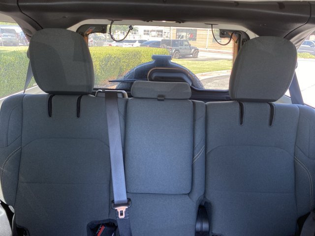 Used 2024 Jeep Wrangler Unlimited AWD/4WD image 8