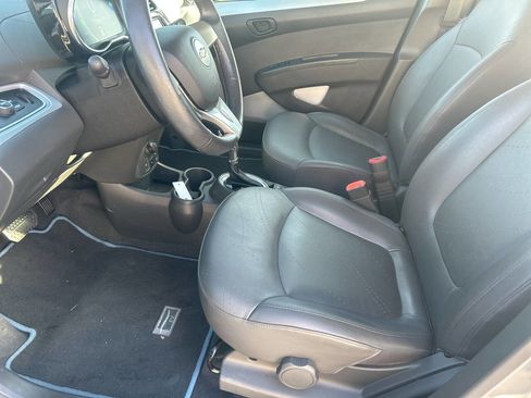 Used 2016 Chevrolet Spark LT image 14