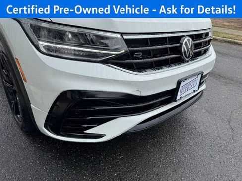Certified 2023 Volkswagen Tiguan SE R-Line AWD/4WD image 19