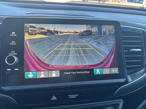 Certified 2025 Honda Ridgeline Black Edition image 24