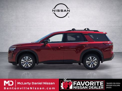 New 2026 Nissan Pathfinder SL AWD/4WD image 3