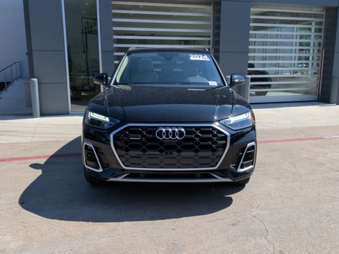 Used 2024 Audi Q5 2.0T Premium Plus w/ Premium Plus Package AWD/4WD image 3