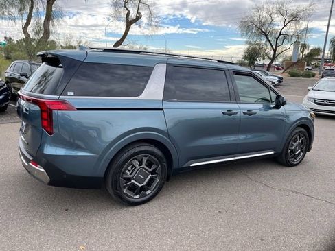 Used 2026 Kia Carnival SX image 13