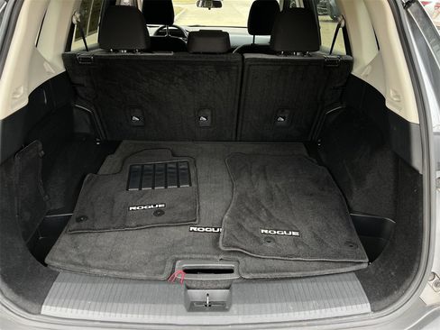 Certified 2023 Nissan Rogue SV image 26