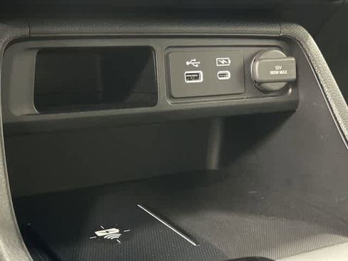 Used 2025 Honda Pilot Touring image 26