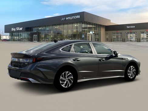 New 2026 Hyundai Sonata Blue FWD image 8