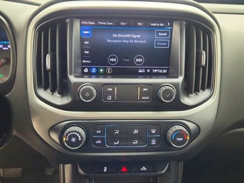 Used 2022 Chevrolet Colorado LT w/ LT Convenience Package RWD image 15