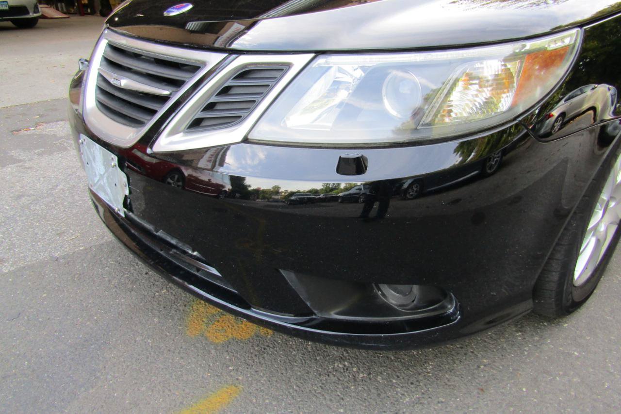 Used 2008 Saab 9-3 2.0T w/ Moonroof Package FWD image 28