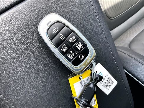 Used 2022 Hyundai Tucson Limited FWD image 15