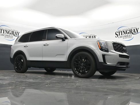 Used 2022 Kia Telluride SX w/ SX Prestige Package AWD/4WD image 26