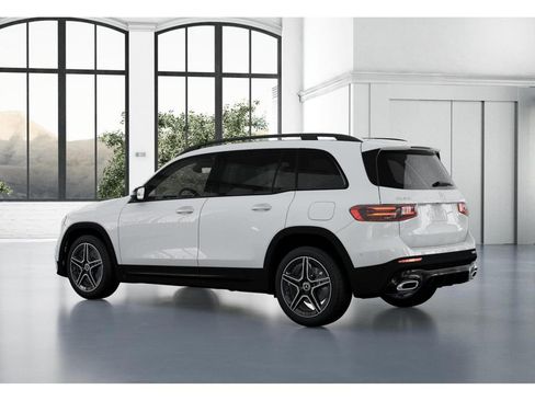 New 2026 Mercedes-Benz GLB 250 4MATIC image 30
