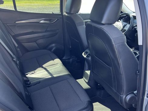 Used 2023 Buick Envision Preferred image 8