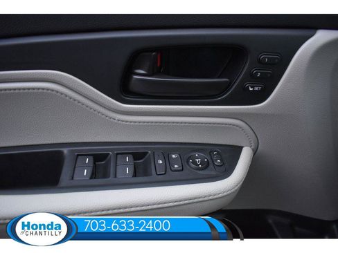 New 2026 Honda Odyssey EX-L image 24