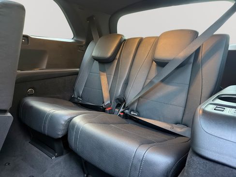 Used 2022 Mercedes-Benz GLS 450 4MATIC w/ AMG Line Exterior image 27
