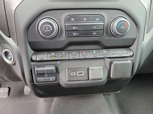Used 2024 Chevrolet Silverado 1500 Custom RWD image 23