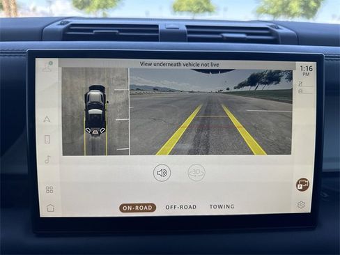 Used 2022 Land Rover Defender 90 X-Dynamic HSE image 18