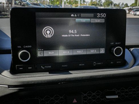 Used 2024 Honda Accord EX image 23