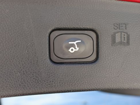 Used 2023 Ford Edge SEL w/ Convenience Package image 27