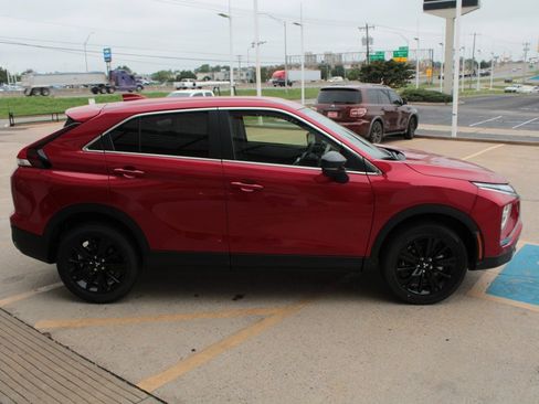 New 2025 Mitsubishi Eclipse Cross LE image 6