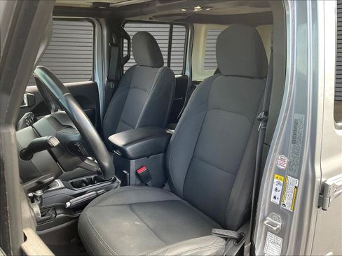 Used 2019 Jeep Wrangler Unlimited Sport S AWD/4WD image 19