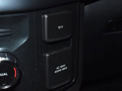 Used 2025 Ford F150 Lariat image 25